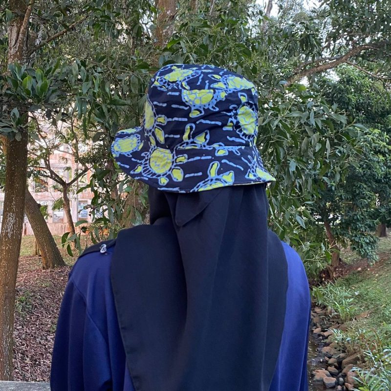 Bucket Hat Turtle Batik - Image 7