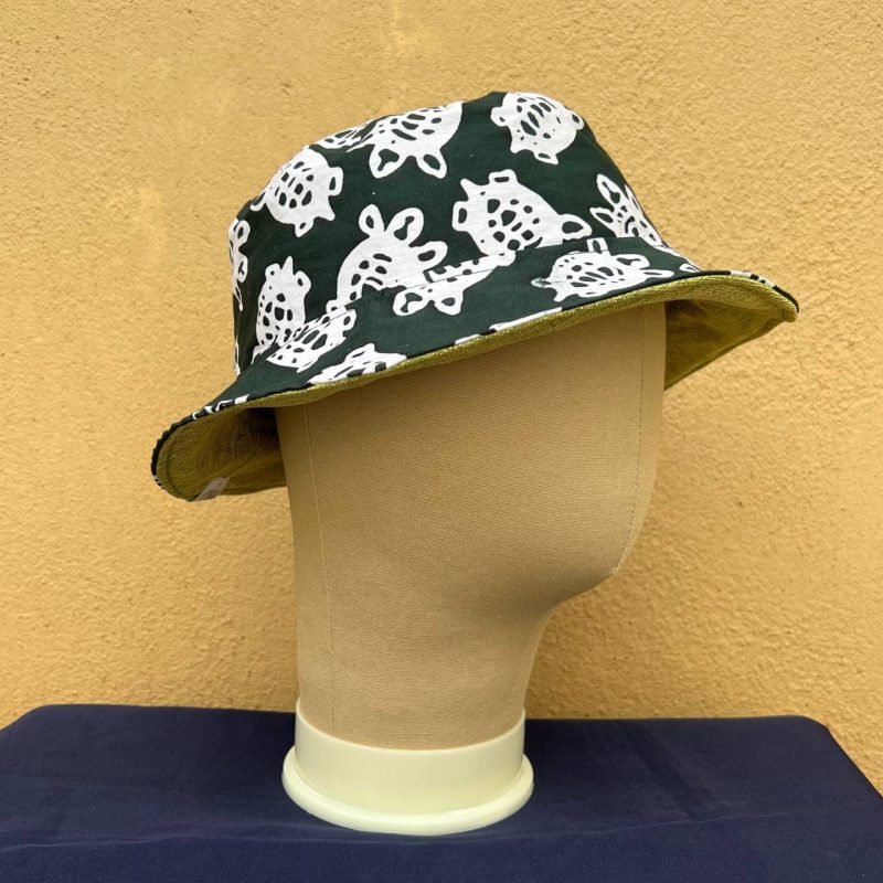 Bucket Hat Turtle Batik - Image 10