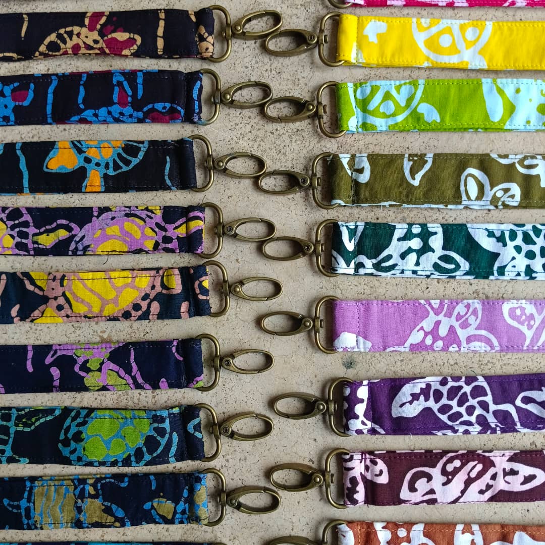 lanyard-wefie (2) Lanyards Turtle Batik - Image 1